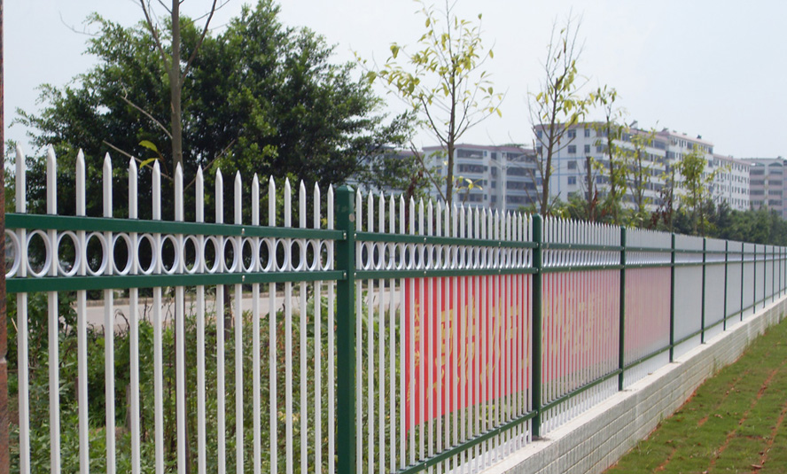 大强装饰工程：宜宾长宁专业护栏制作、服务范围宜宾市九县一区，地址：长宁县玉溪路154号，联系电话：15528998885